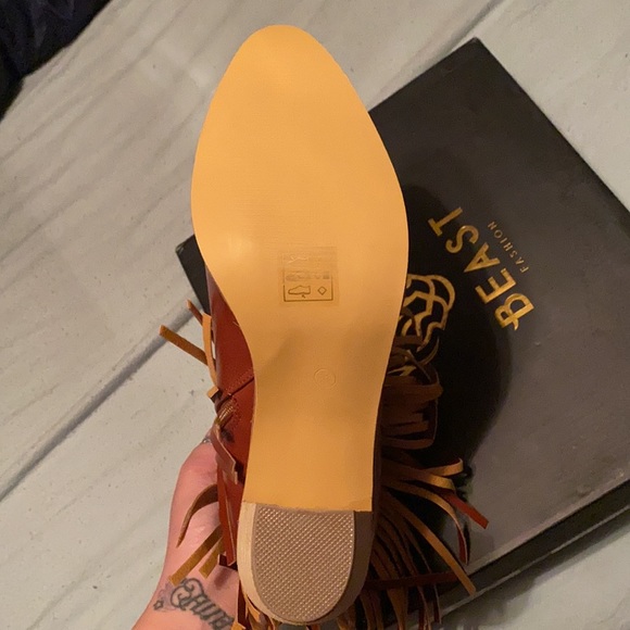 Boots - Picture 2 of 3